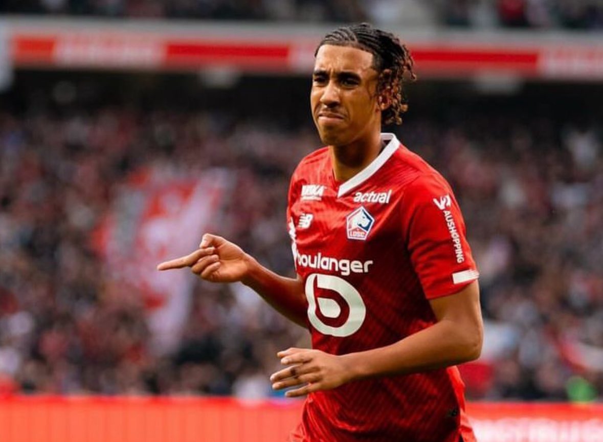 Chuyển Nhượng Ngày 17/7/2024: Leny Yoro Đồng Ý Gia Nhập Manchester United.